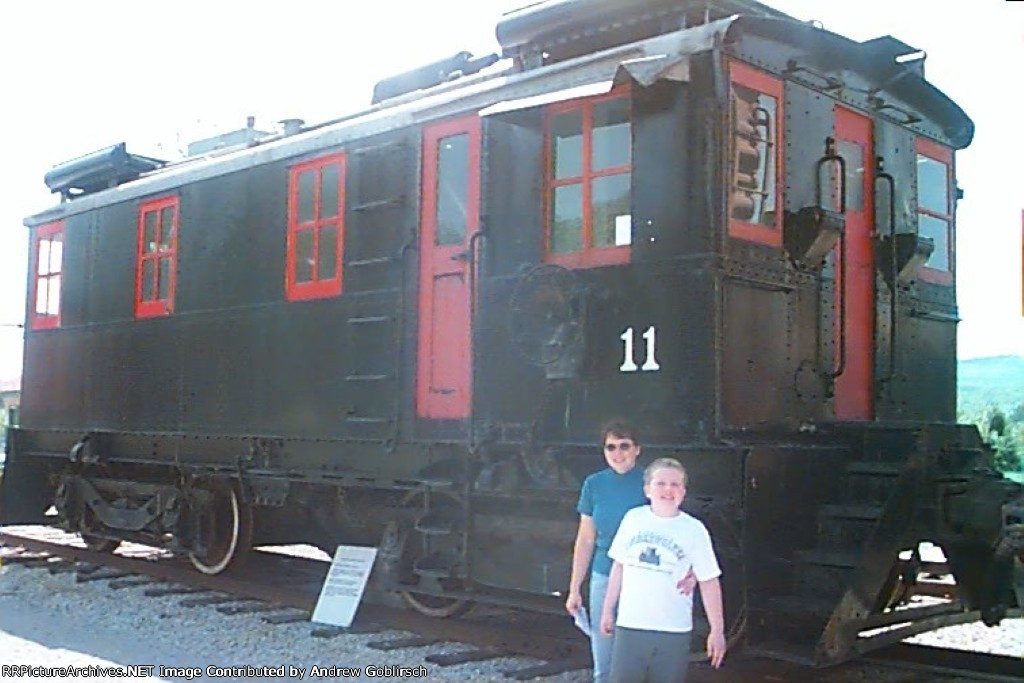 NARM 11 Boxcab, Me & My Mom